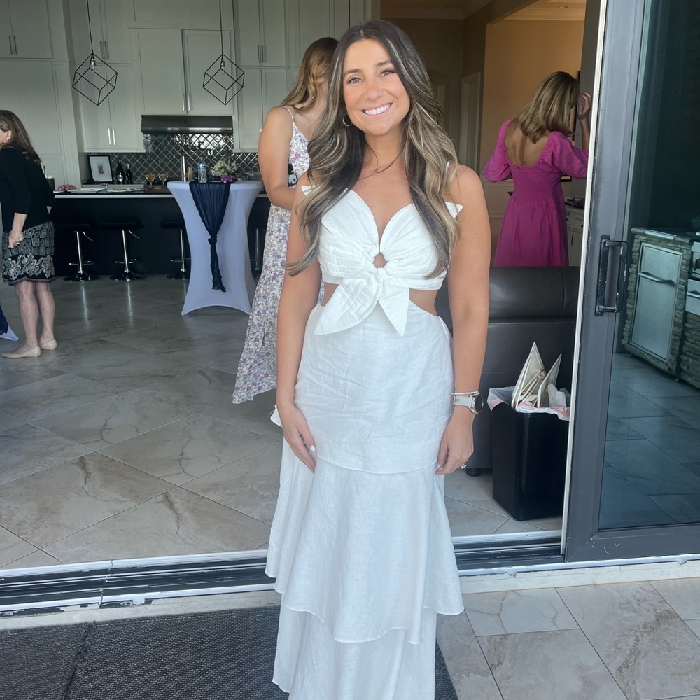 Farm-Rio Elegant White Tiered Maxi Dress